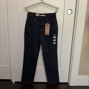 NWT: Levi's 724 High Rise Straight cropped Jeans